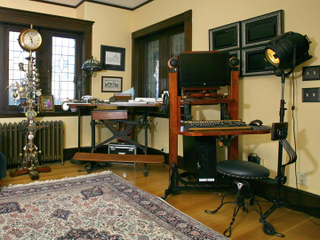 Illustration for article titled Grand Steampunk Homes and Businesses Straight from the Alternate Past